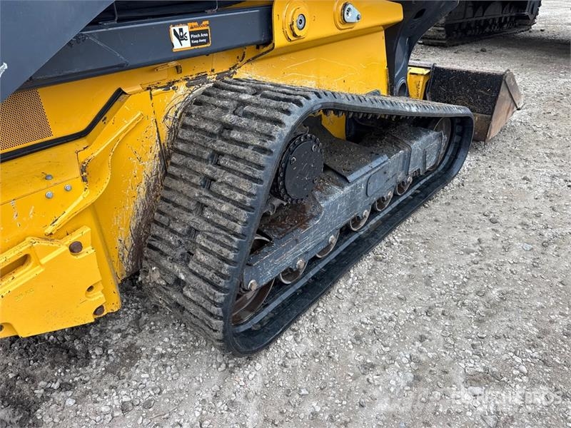 John Deere 333G Мини товарачи