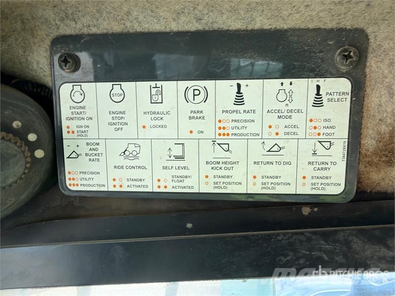 John Deere 333G Liukuohjatut kuormaajat