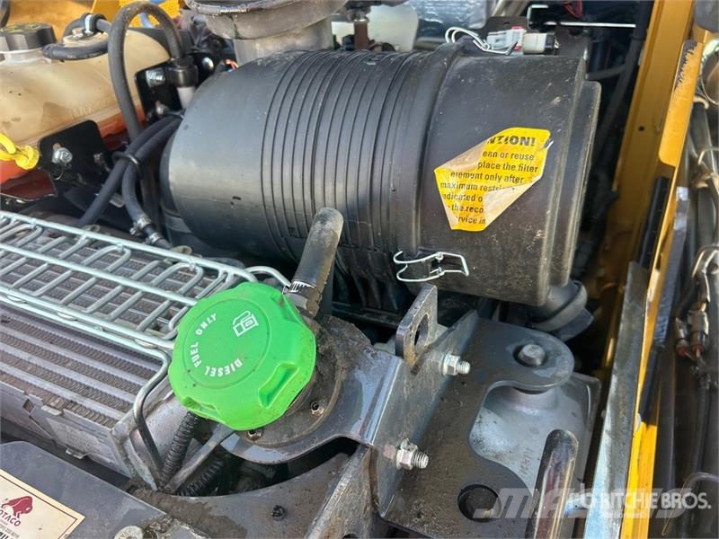 John Deere 333G Мини-погрузчики