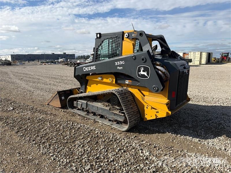 John Deere 333G لوادر انزلاقية التوجيه