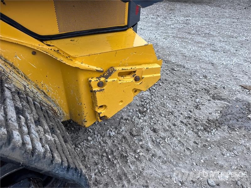 John Deere 333G Мини товарачи