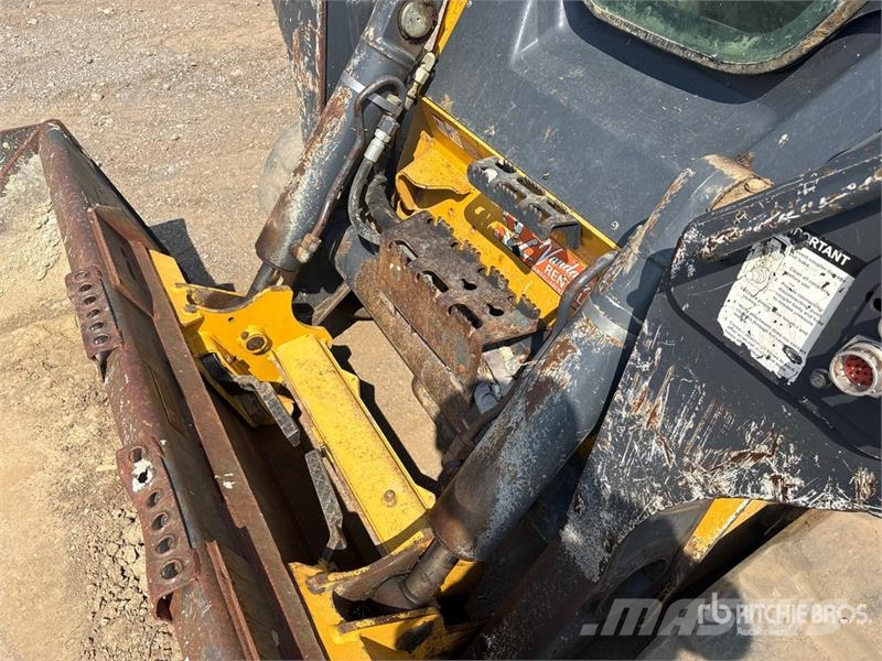 John Deere 333G Skid steer mini nakladalci
