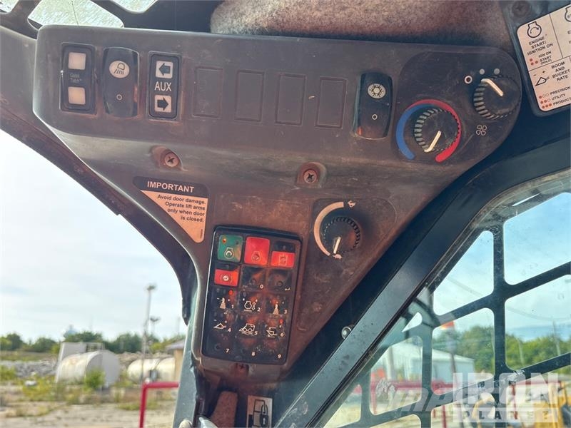 John Deere 333G Minicargadoras