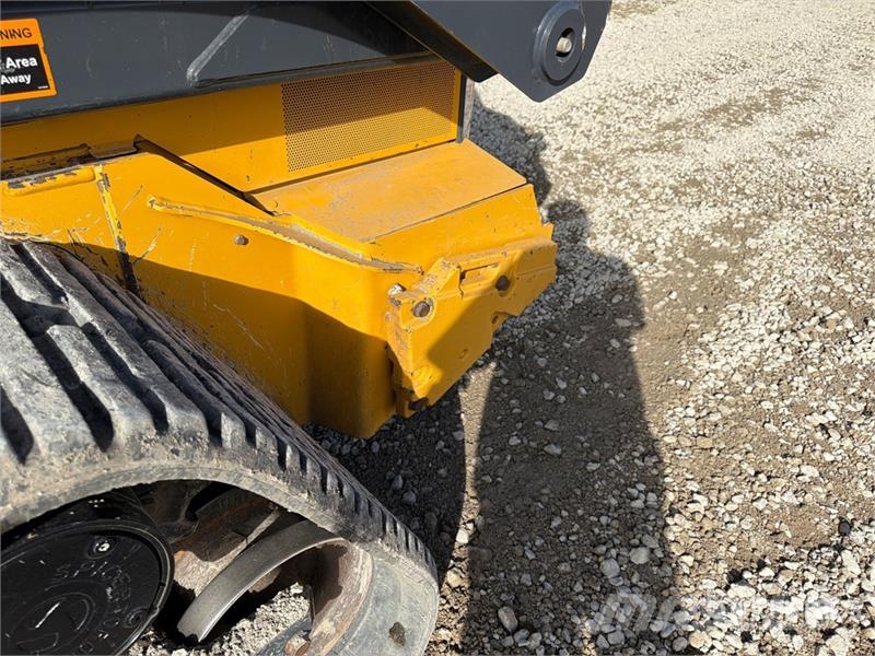 John Deere 333G لوادر انزلاقية التوجيه