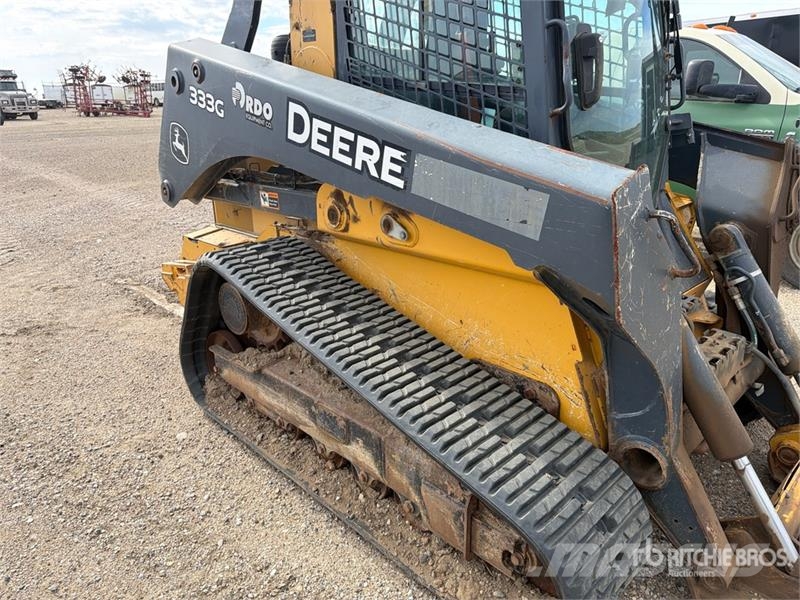 John Deere 333G Liukuohjatut kuormaajat