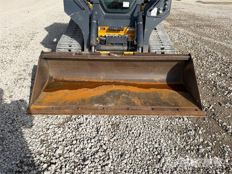 John Deere 333G لوادر انزلاقية التوجيه