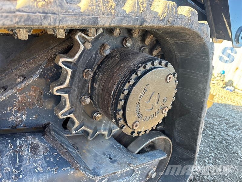 John Deere 333G Minicargadoras