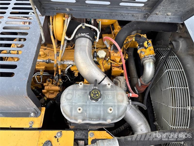 John Deere 350G LC Tracked Excavator Rupsgraafmachines