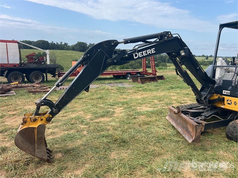 John Deere 35G Mini rýpadla < 7t