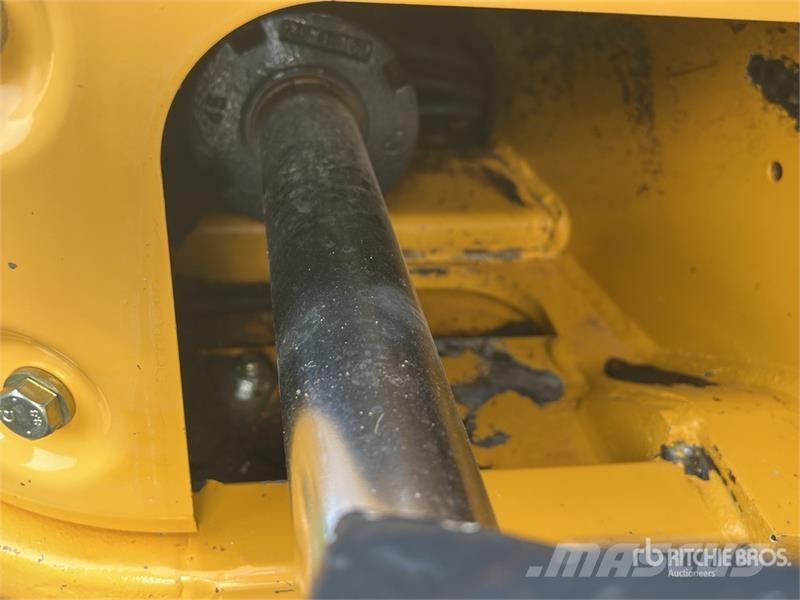 John Deere 35G Mini rýpadla < 7t