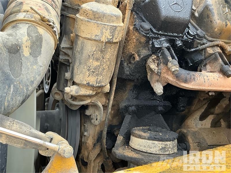 John Deere 400D Knik dumptrucks