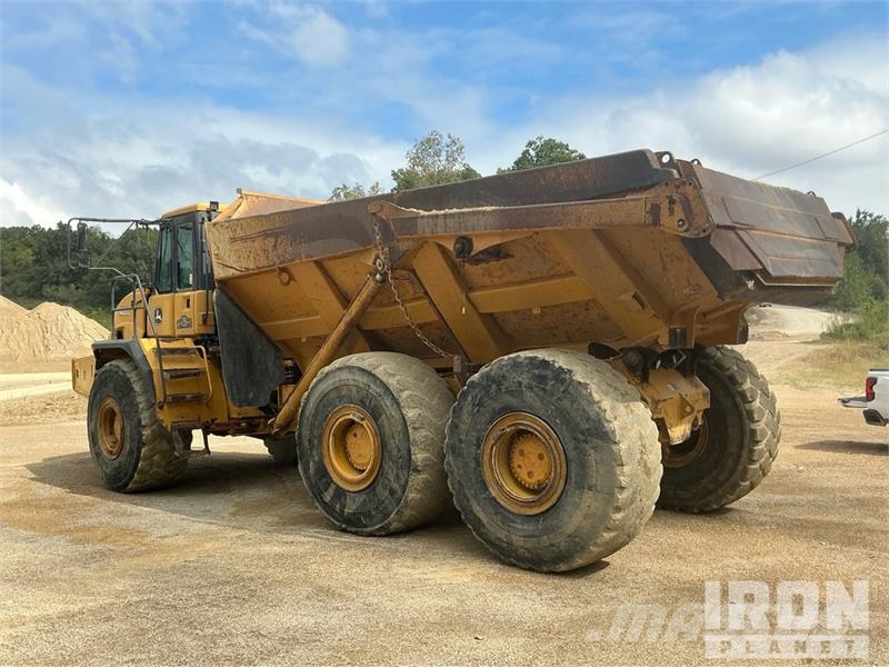 John Deere 400D Knik dumptrucks