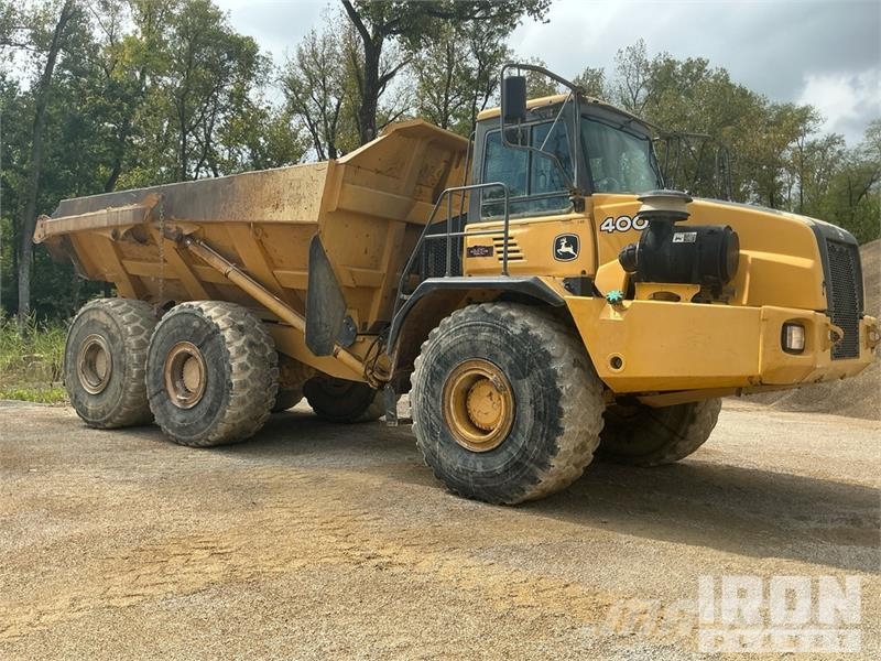 John Deere 400D Knik dumptrucks