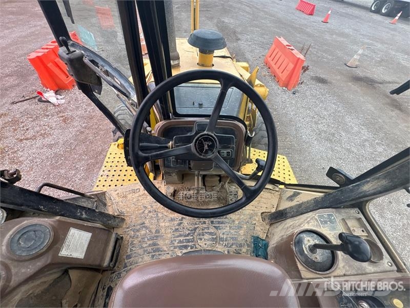 John Deere 410E Retroescavadoras
