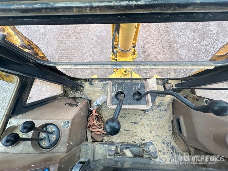 John Deere 410E Retroescavadoras
