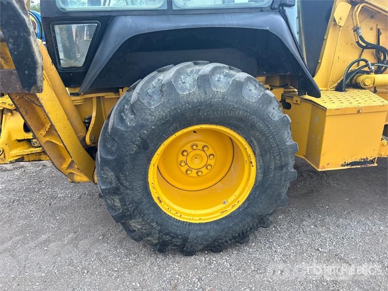 John Deere 410E Retroescavadoras