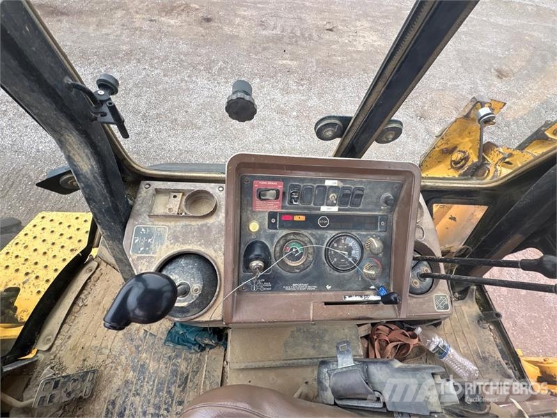 John Deere 410E Retroescavadoras