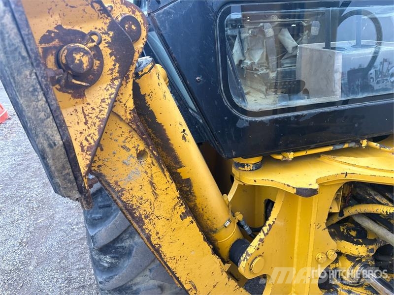 John Deere 410E Retroescavadoras