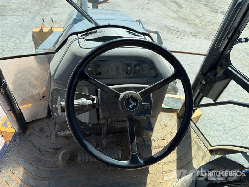 John Deere 410J Kazıcı yükleyiciler - beko loder