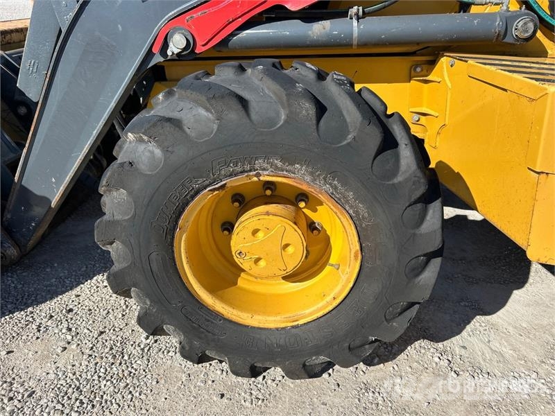 John Deere 410L Retrocargadoras