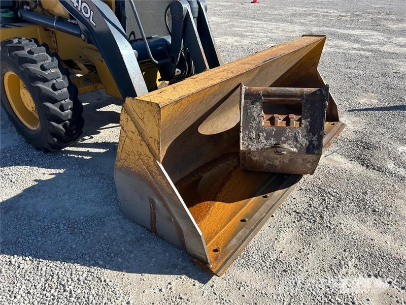 John Deere 410L Retrocargadoras