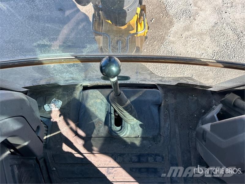 John Deere 410L Retrocargadoras