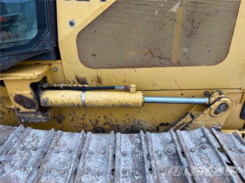 John Deere 450J Crawler Dozer Pásové dozéry