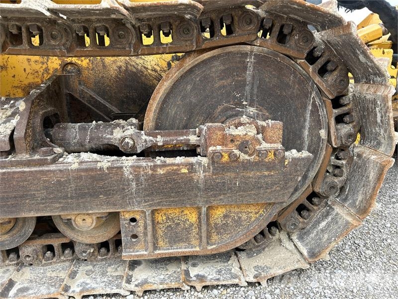 John Deere 450J LT Гусеничні бульдозери