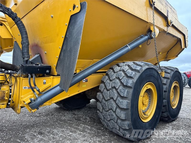 John Deere 460 P-Tier Camiões articulados