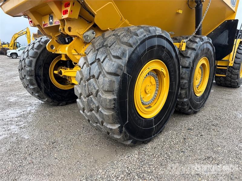 John Deere 460 P-Tier Articulated Haulers