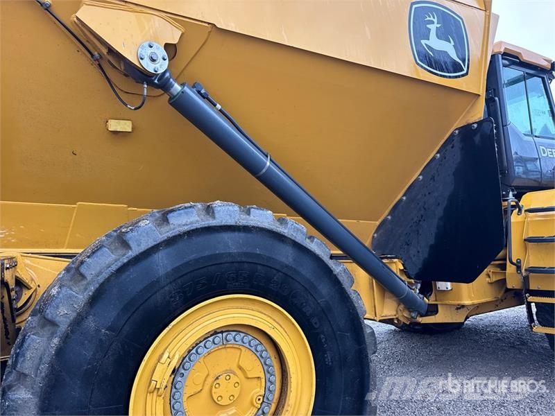 John Deere 460 P-Tier Articulated Haulers