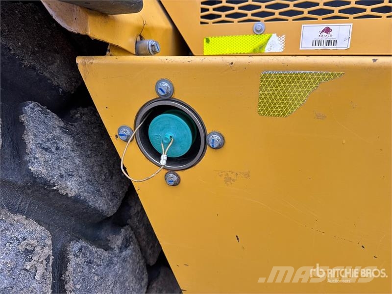 John Deere 460 P-Tier Karjeriniai savivarčiai