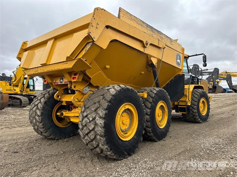John Deere 460 P-Tier Camiões articulados