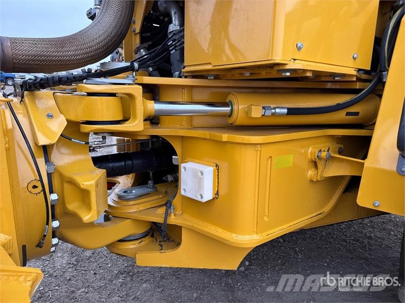 John Deere 460 P-Tier Artikulētie pašizgāzēji
