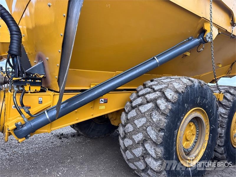 John Deere 460 P-Tier Camiões articulados