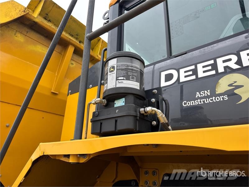 John Deere 460 P-Tier Artikulētie pašizgāzēji