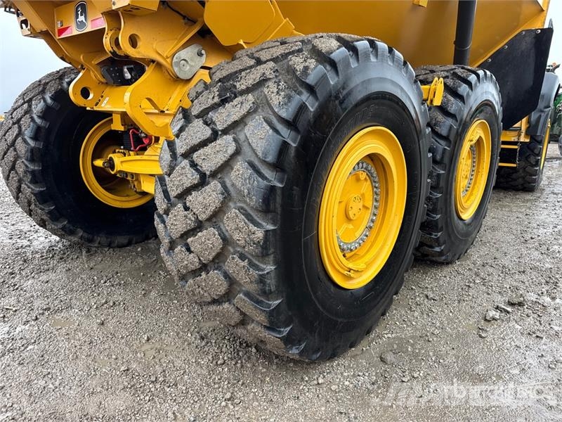 John Deere 460 P-Tier Articulated Haulers