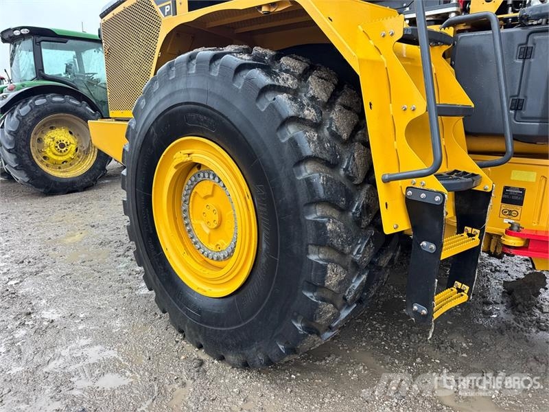 John Deere 460 P-Tier Articulated Haulers
