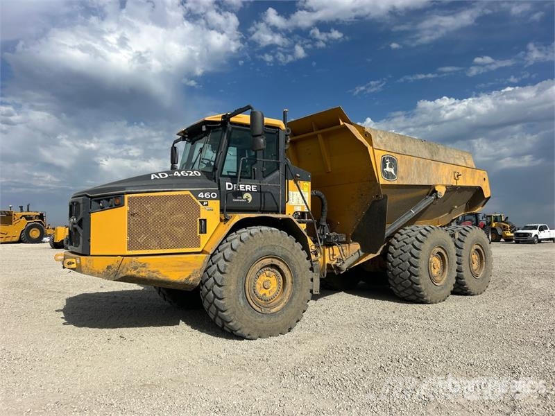 John Deere 460 P-Tier 鉸接式起吊車