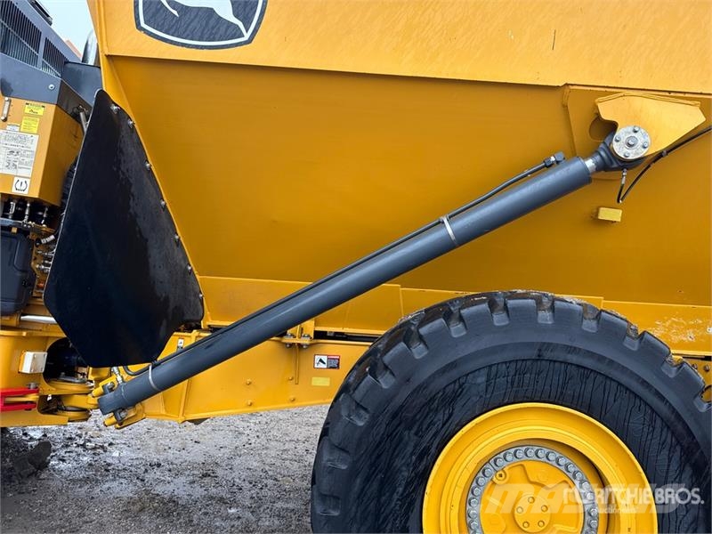 John Deere 460 P-Tier Articulated Haulers