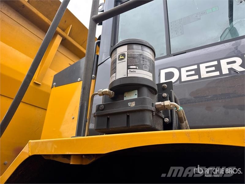 John Deere 460 P-Tier Camiões articulados