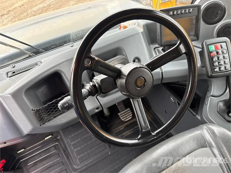 John Deere 460 P-Tier Camiões articulados