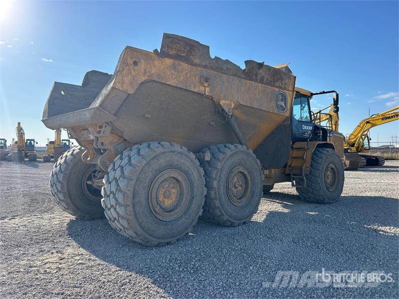 John Deere 460 P-Tier Articulated Haulers