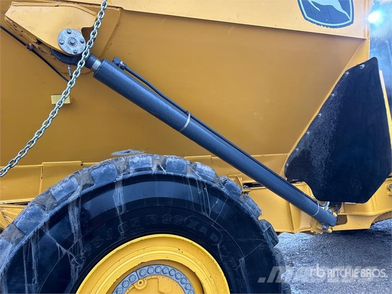 John Deere 460 P-Tier Articulated Haulers