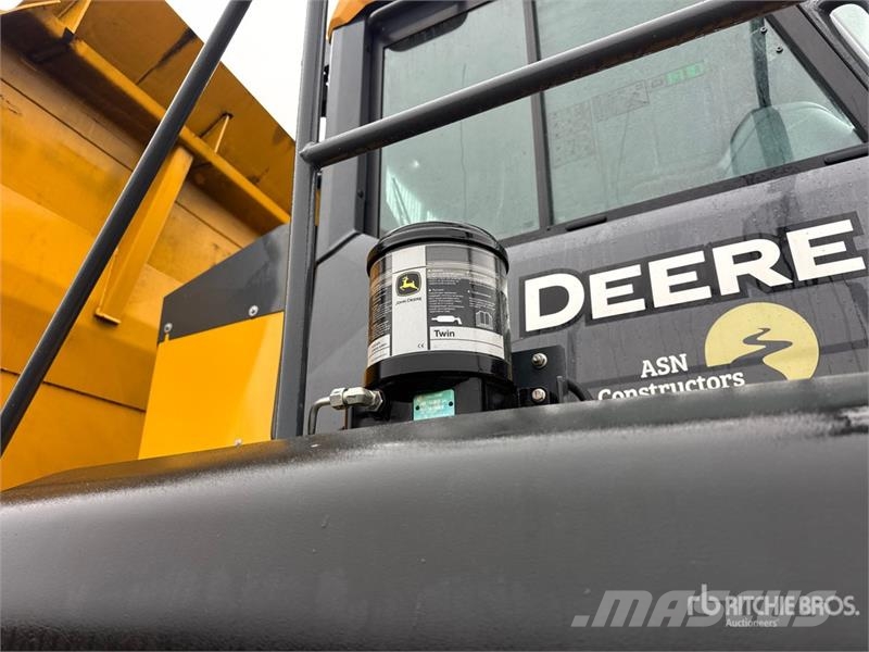 John Deere 460 P-Tier Dúmpers articulados