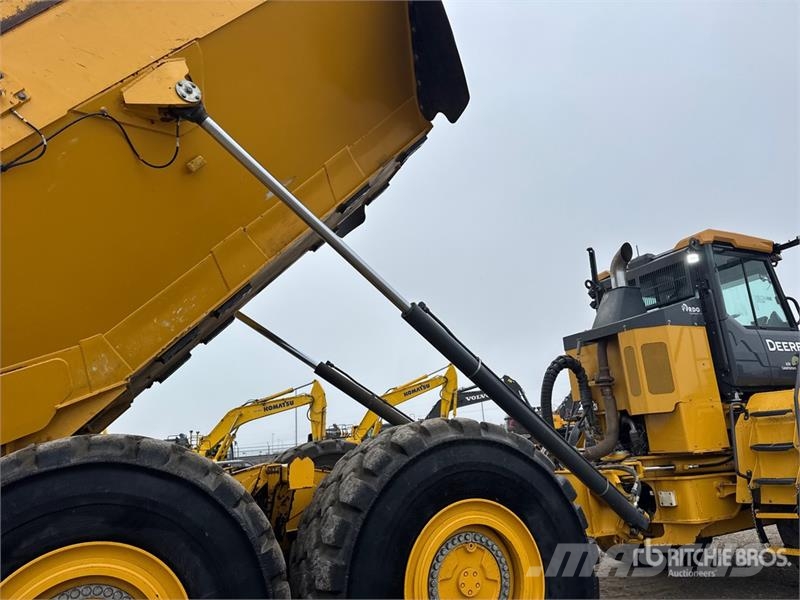 John Deere 460 P-Tier Karjeriniai savivarčiai