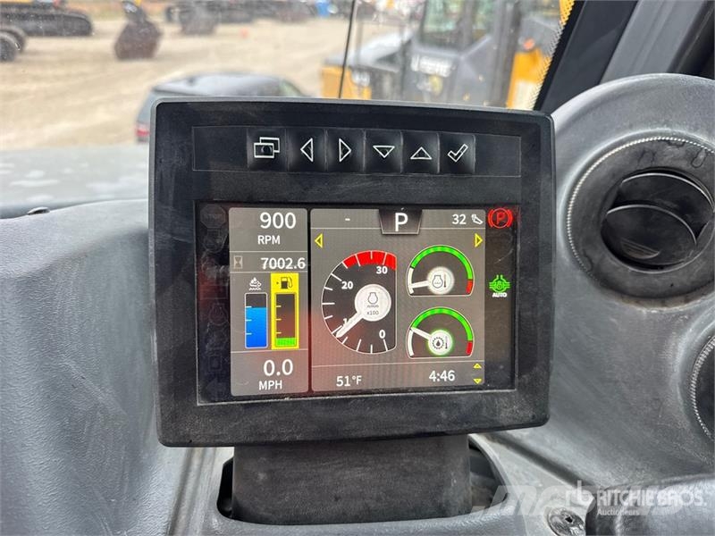 John Deere 460 P-Tier Articulated Haulers