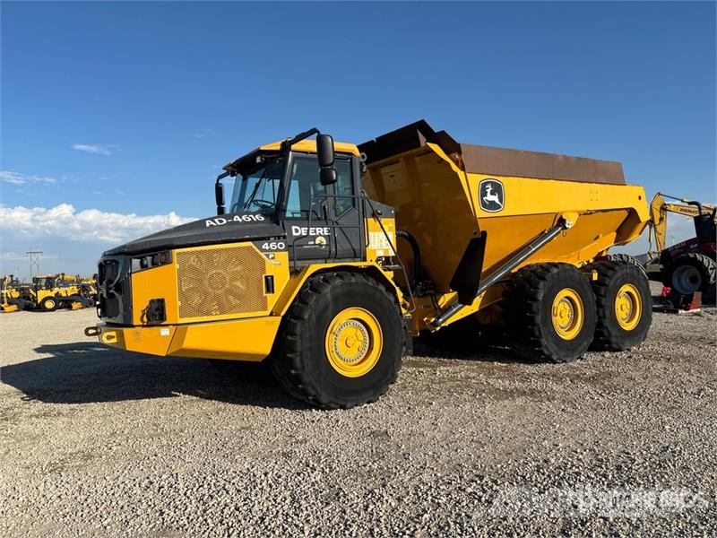 John Deere 460 P-Tier 鉸接式起吊車