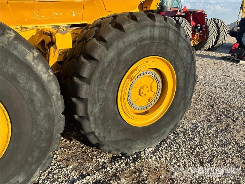 John Deere 460 P-Tier 鉸接式起吊車