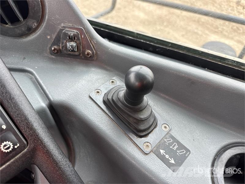 John Deere 460 P-Tier Artikulētie pašizgāzēji